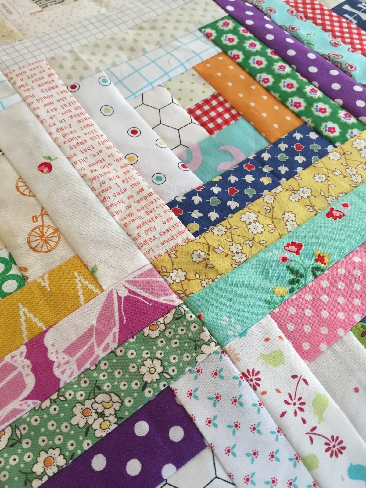 Gigi s Thimble Scrap Quilt Challenge My Scrappy Log