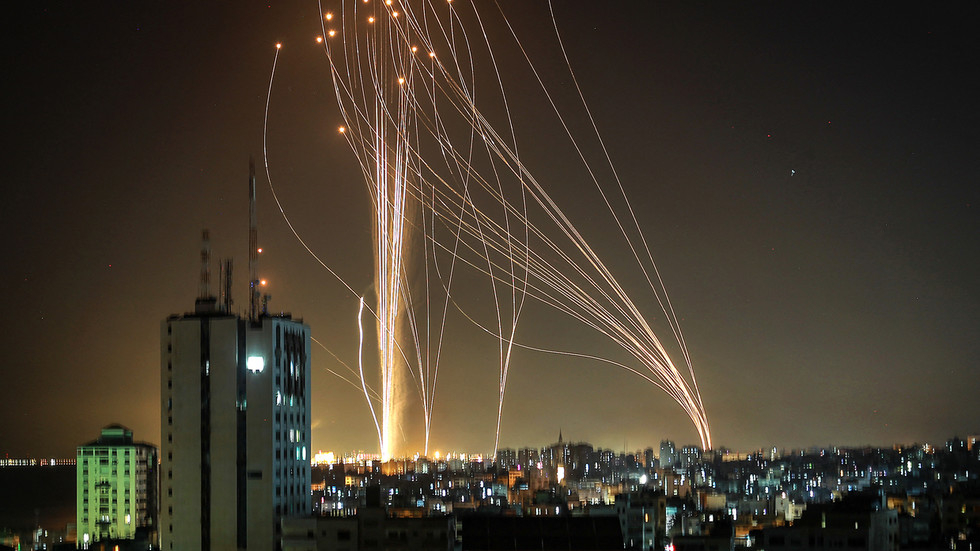 Israeli TV Reports DIRECT HIT On Tel Aviv Building As 