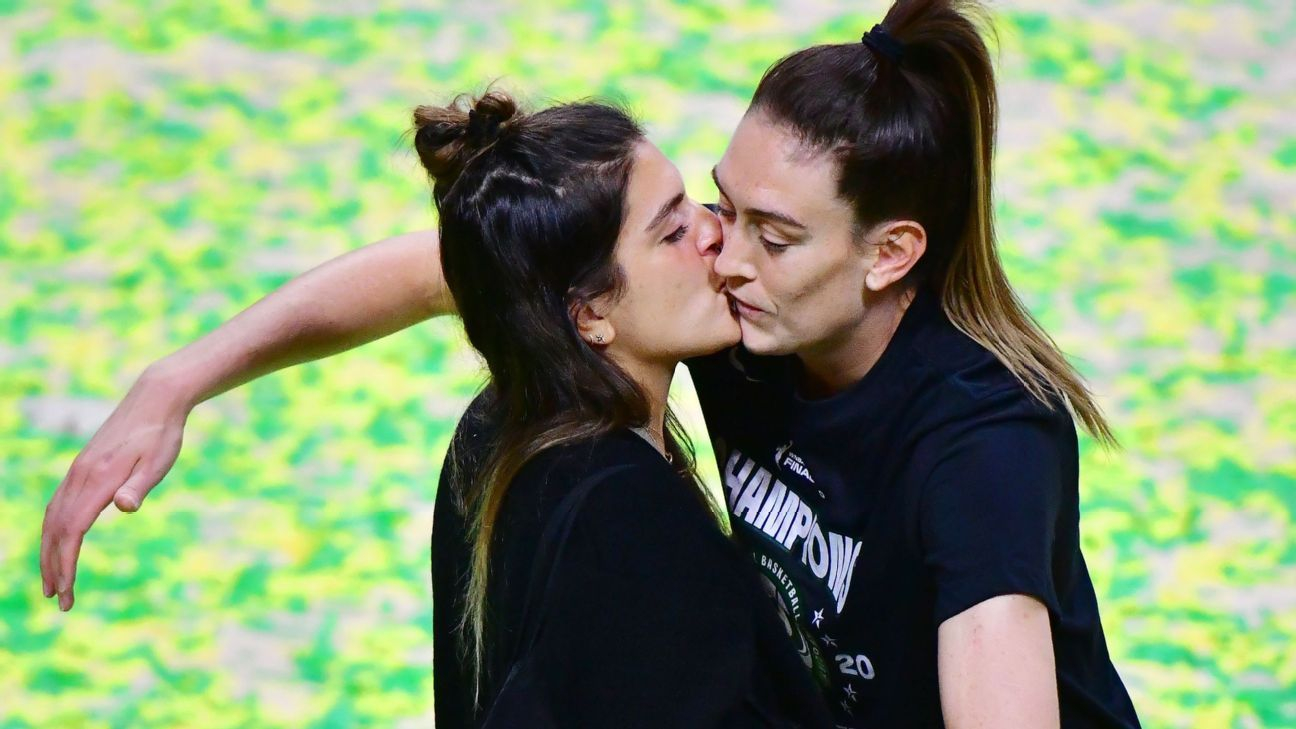 Seattle Storm WNBA Finals MVP Breanna Stewart Announces 