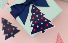 FREE PRINTABLE CHRISTMAS TREE GIFT TAGS Tell Love And Party